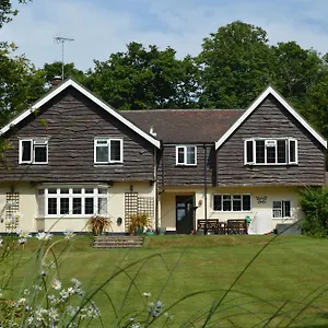Little Forest 4*, Ringwood United Kingdom